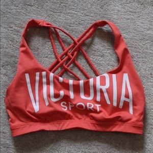 Victoria sport - coral sports bra
